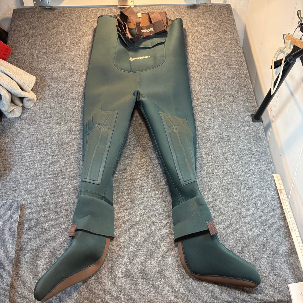 VTG Remington Neoprene Chest Waders Men Size Medium Green Fishing Hunting Boots